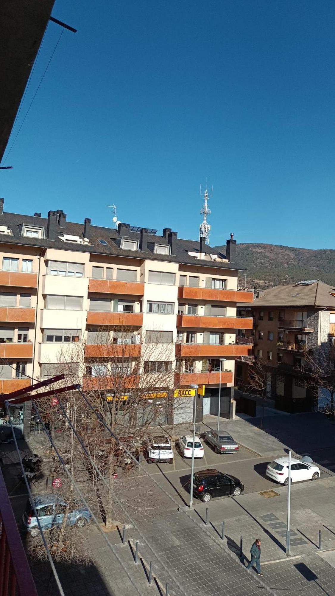 Apartamento Confort I La Seu d'Urgell Buitenkant foto