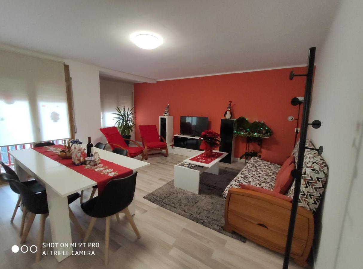 Apartamento Confort I La Seu d'Urgell Buitenkant foto