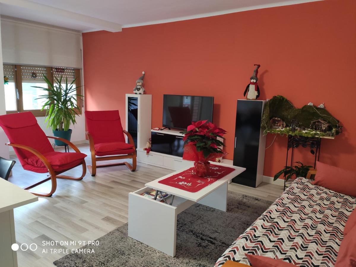 Apartamento Confort I La Seu d'Urgell Buitenkant foto